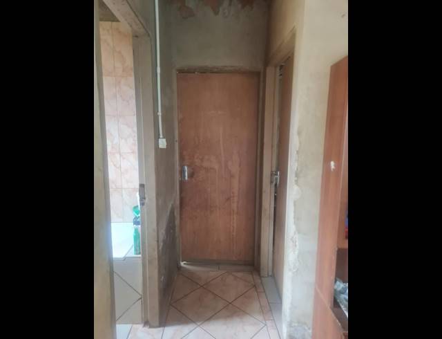 2 BEDROOM HOUSE FOR SALE IN SOSHANGUVE SOUTH